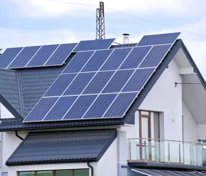 residential-house-rooftop-covered-solar